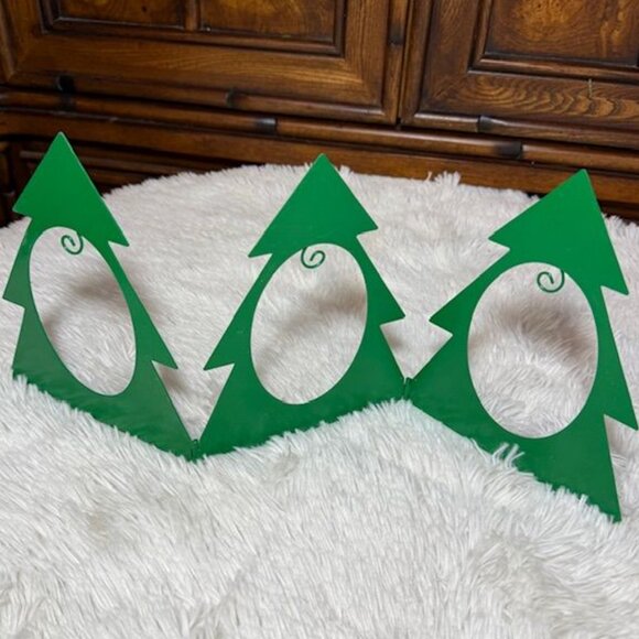 Hallmark Cards Green Metal 3 Christmas Tree Hinged Standing Screen - Picture 3 of 8